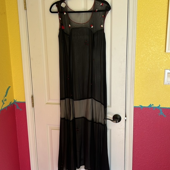 Na-Ta-ya 2 piece flowy midi black sleeveless dress and overlay with roses Med - Picture 7 of 16